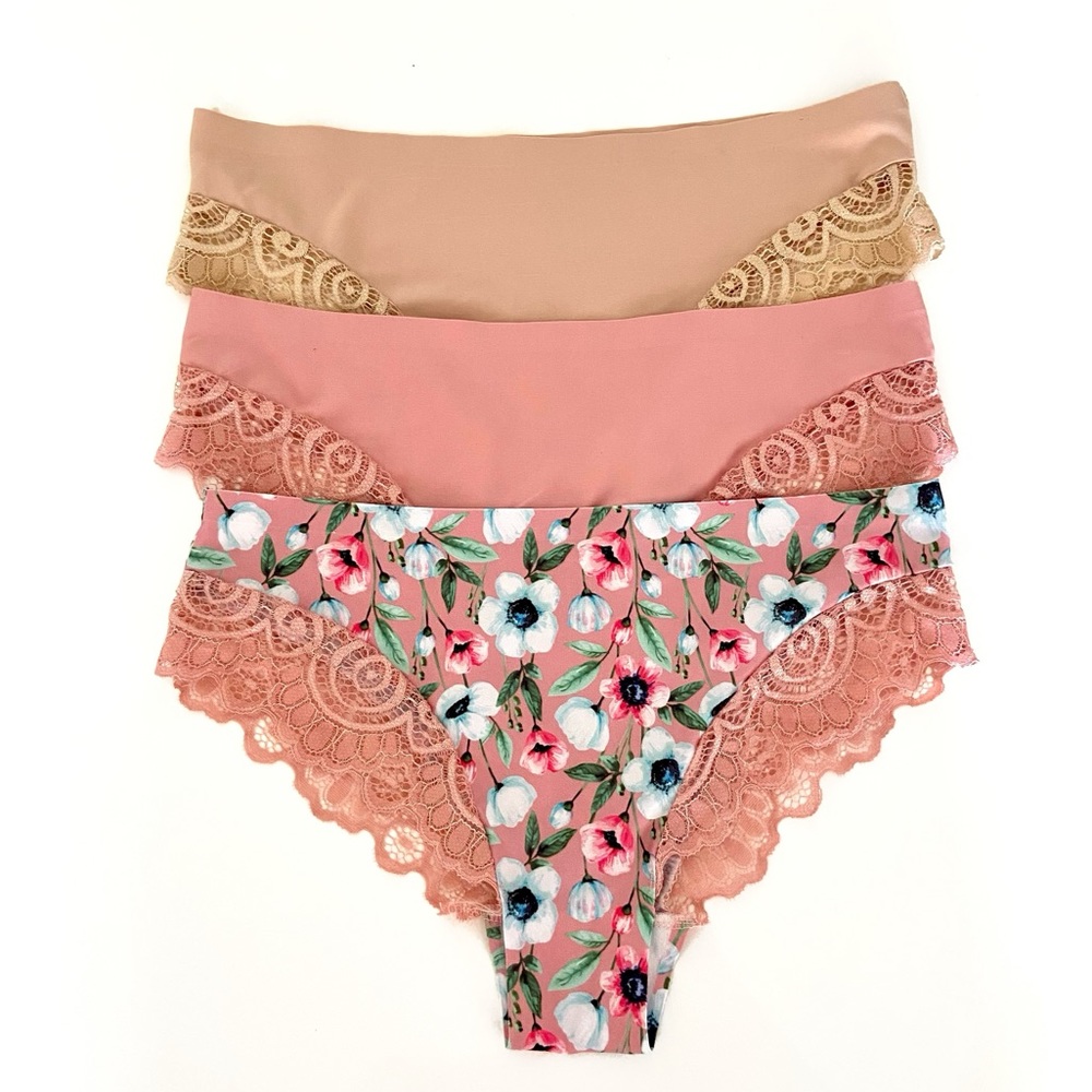 NEW YMI Cheeky Panties Floral Set